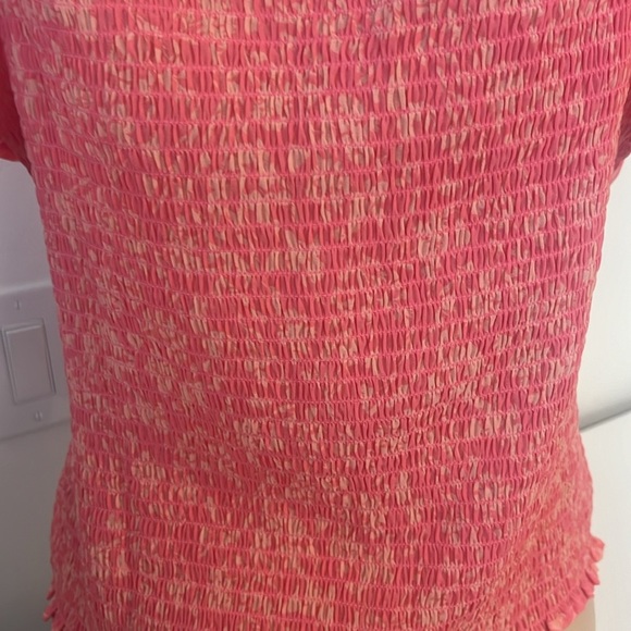 Lush Top - Picture 4 of 4